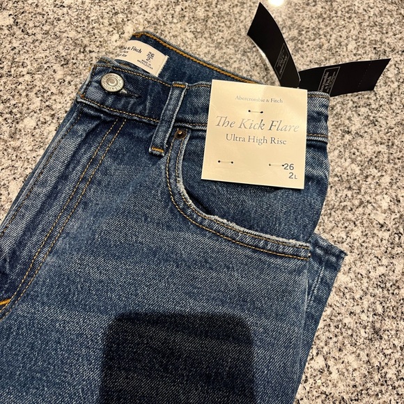 Abercrombie & Fitch The kick flare - Picture 2 of 3